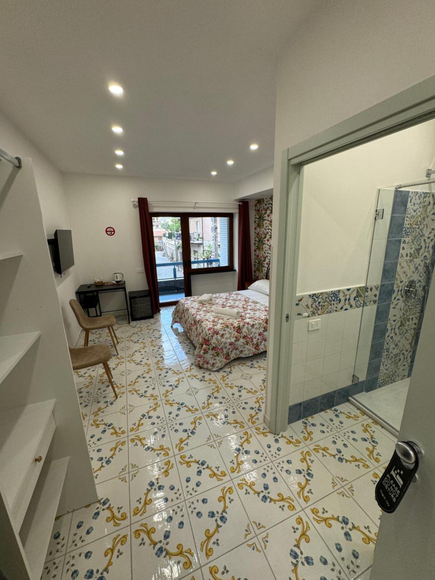 Angela House Sorrento Center Bed & Breakfast Екстериор снимка